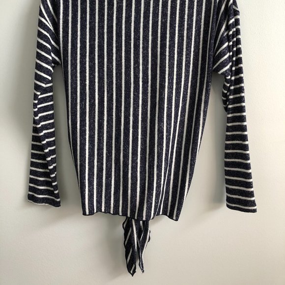 Coin 1804 Striped Knot-Front Top - Picture 5 of 6